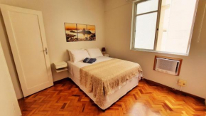 Excelente Apartamento a 1min da Praia de Copacabana